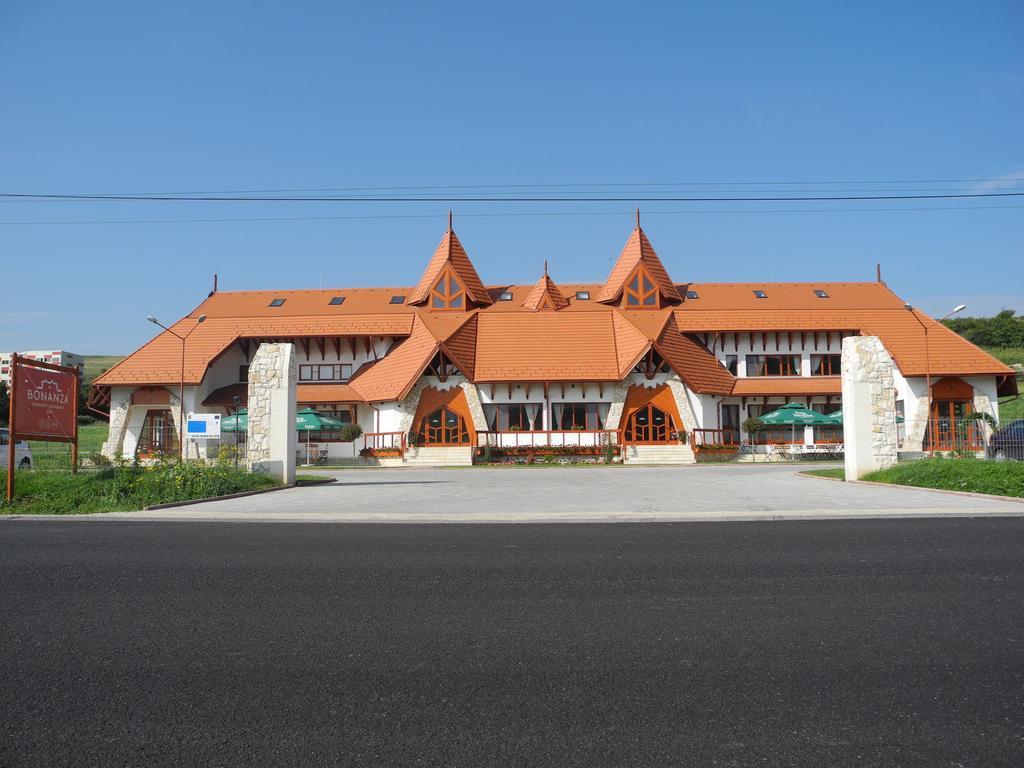 Bonanza Pensiune & Restaurant Cluj-Napoca Exterior photo